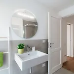 Apartment Easylife - - Venini 3 - Di Como