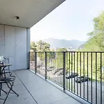 Easylife - - Venini 3 - Di Como