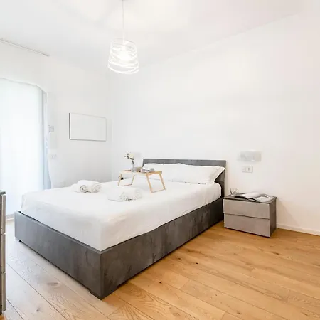 Apartment Easylife - - Venini 3 - Di *