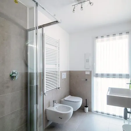 Cozy Joivy 3 With Parking * 코모